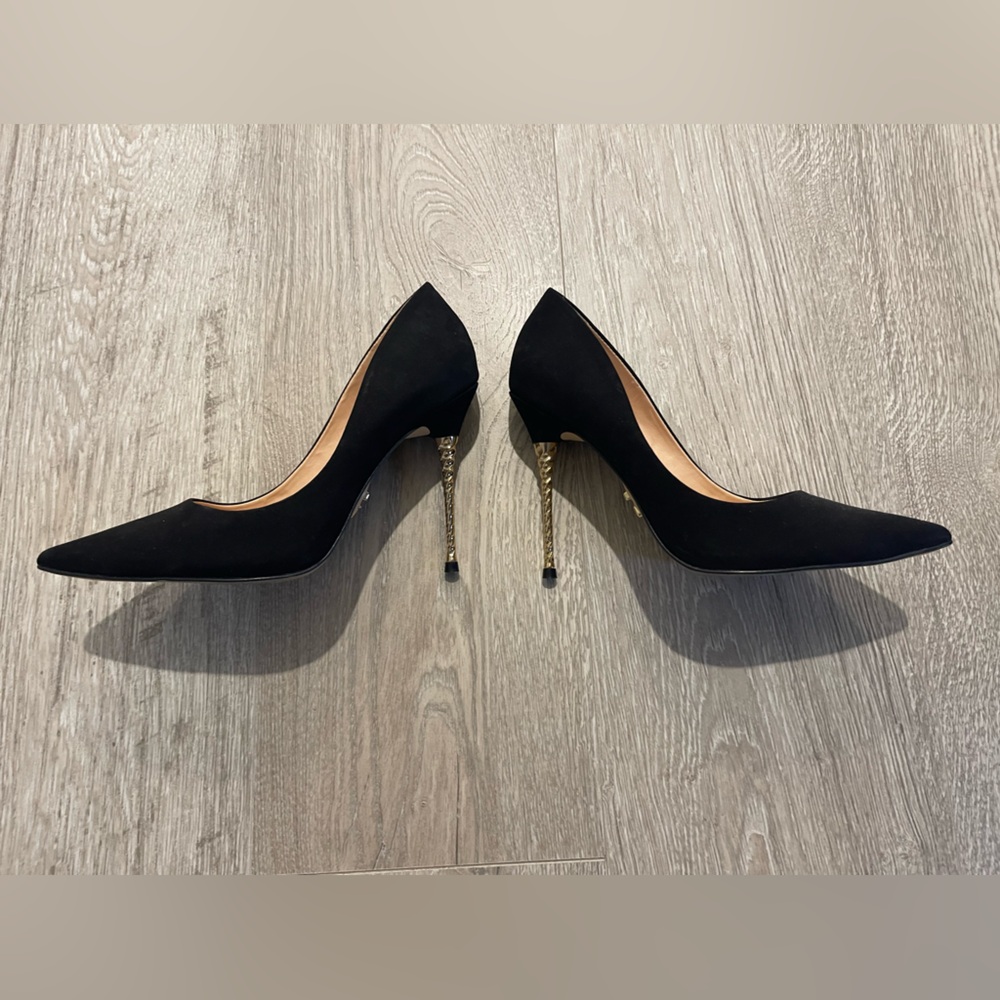 Caranno brand suede pumps